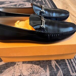 Tod's men’s black loafers